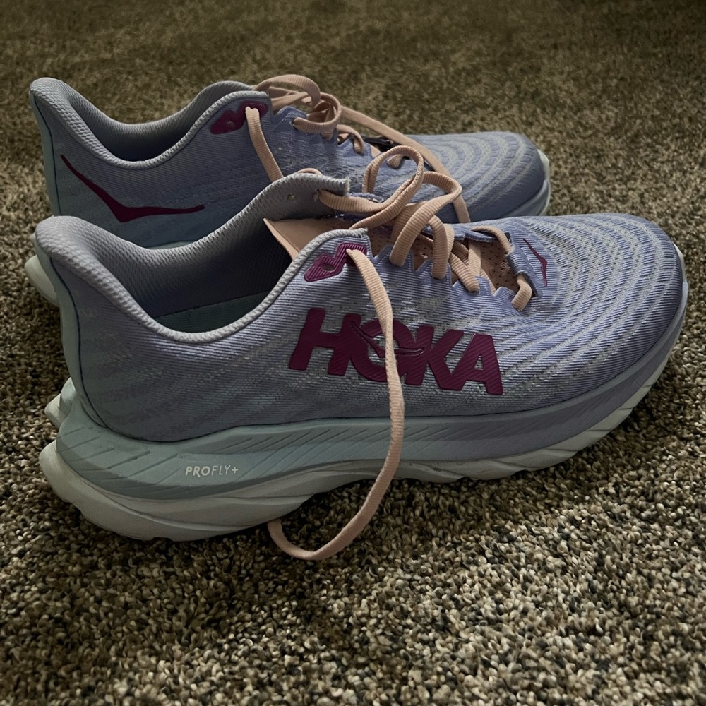 Hoka Mach 5 ProFly+ size 8 women’s